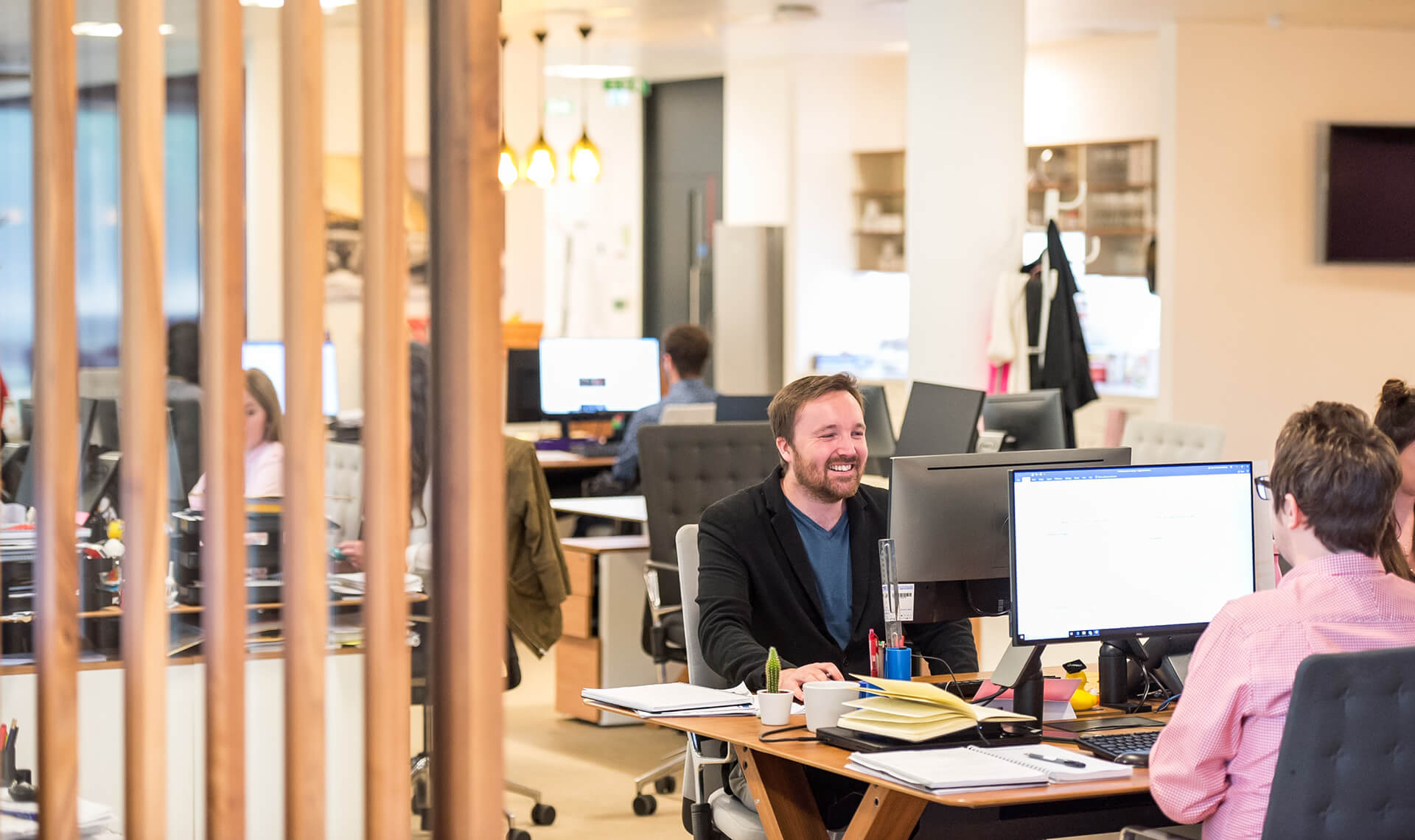 Modern collaborative technology workspace